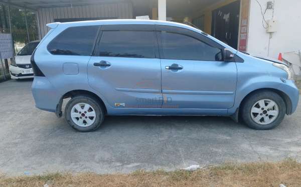 DAIHATSU  XENIA
