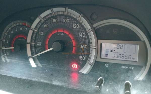 DAIHATSU  XENIA  1.3 X