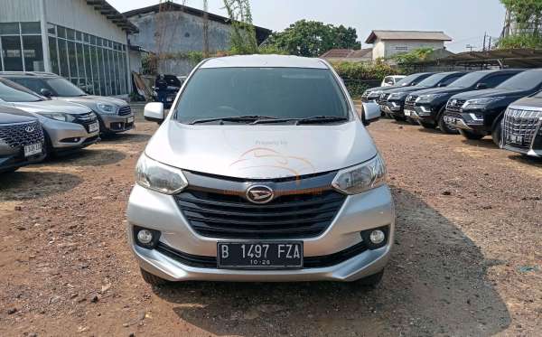 DAIHATSU  XENIA  1.3 X