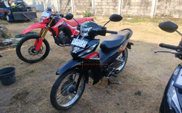 HONDA  REVO FIT