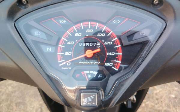 HONDA  REVO FIT