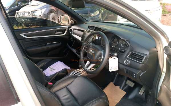 HONDA BR-V PRESTIGE