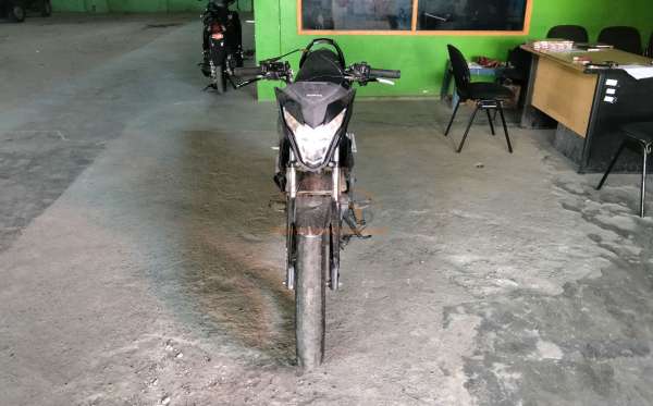 HONDA SONIC 150 R
