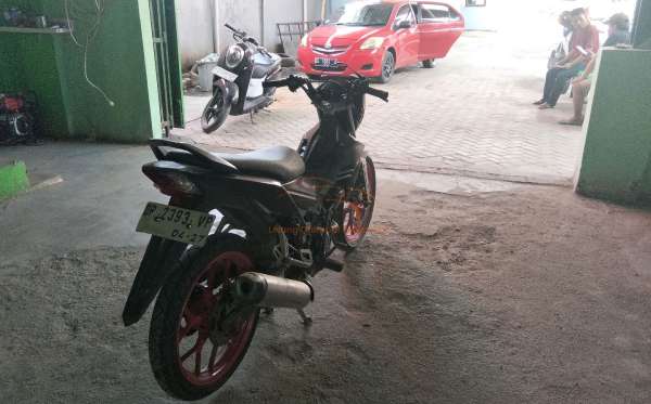 HONDA SONIC 150 R