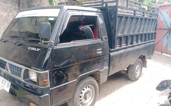 MITSUBISHI  L 300 L300 PU FB-R (4X2)