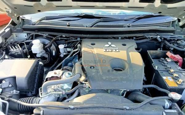 MITSUBISHI DC GLS 4X4