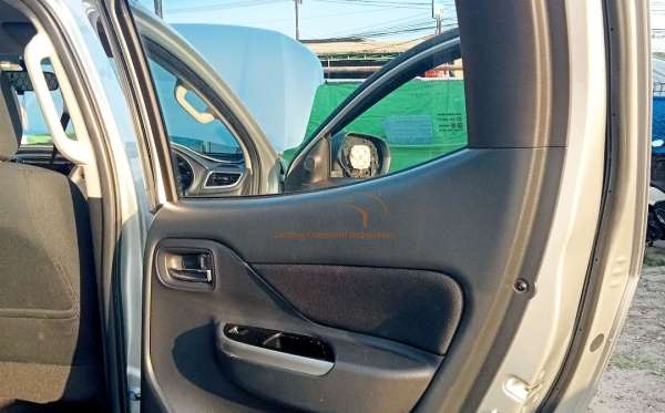 MITSUBISHI DC GLS 4X4