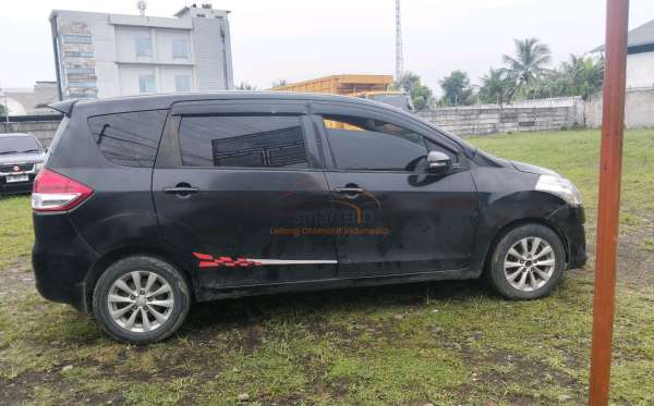 SUZUKI ERTIGA