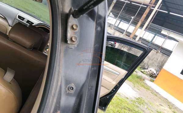 SUZUKI ERTIGA