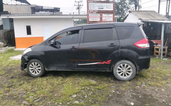 SUZUKI ERTIGA