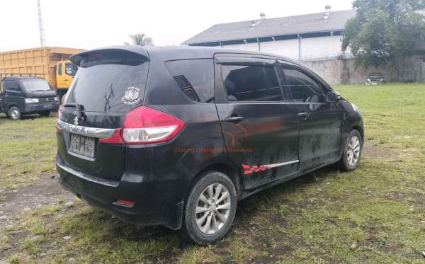 SUZUKI ERTIGA