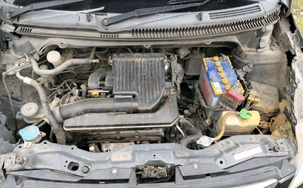 SUZUKI ERTIGA