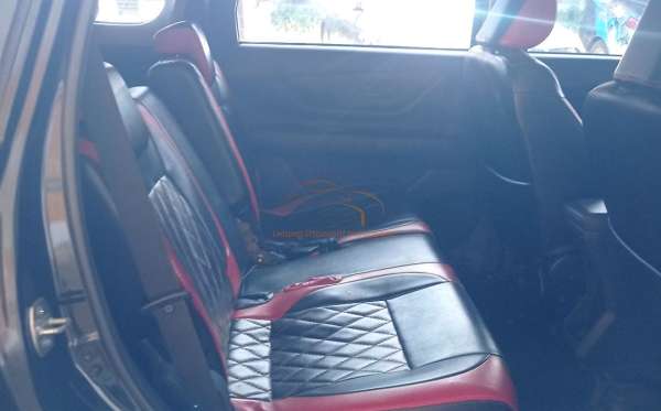 TOYOTA  AVANZA  1.3 E