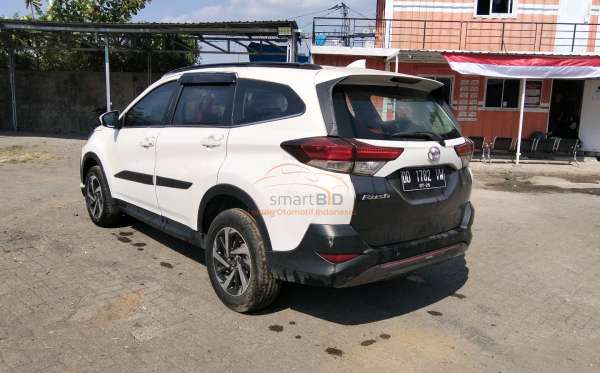 TOYOTA RUSH S