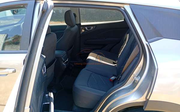 WULING ALVEZ CE CVT