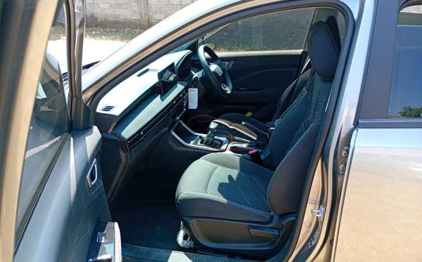 WULING ALVEZ CE CVT
