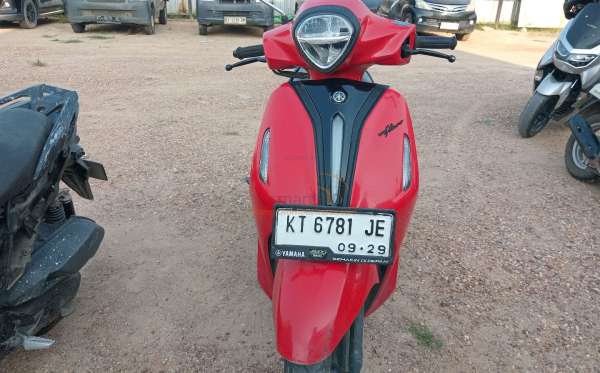 YAMAHA GRAND FILANO 125