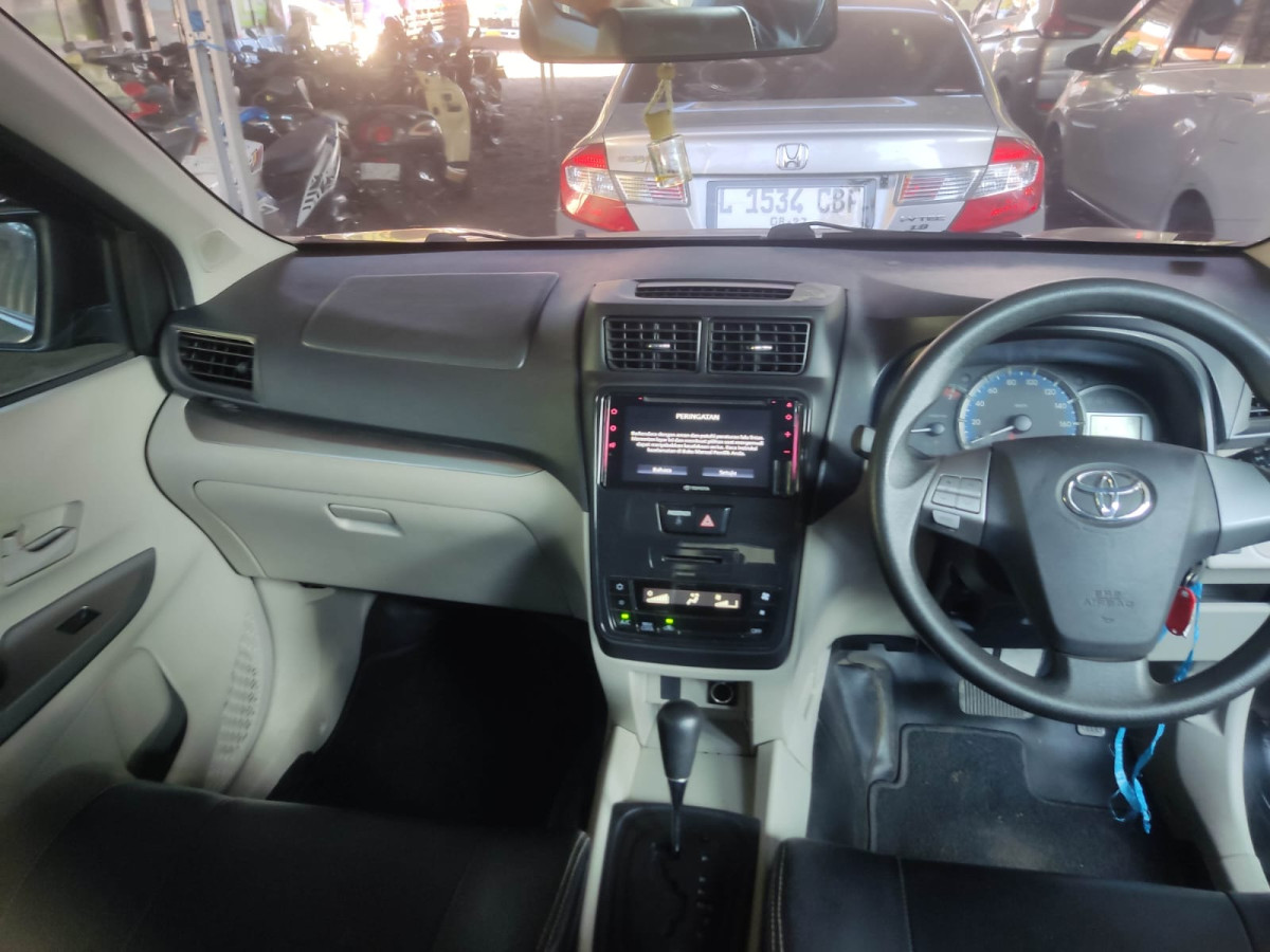 TOYOTA  AVANZA  1.3 G