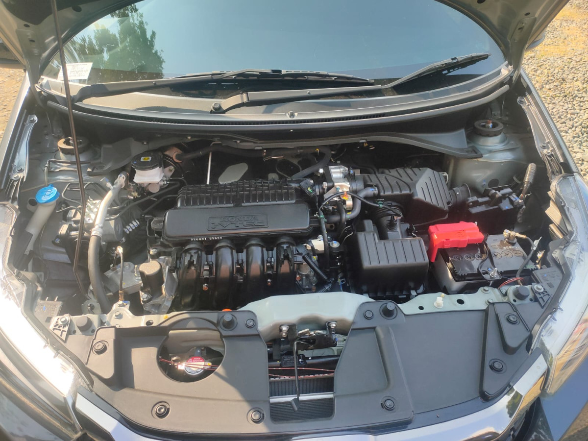 HONDA  BRIO  RS