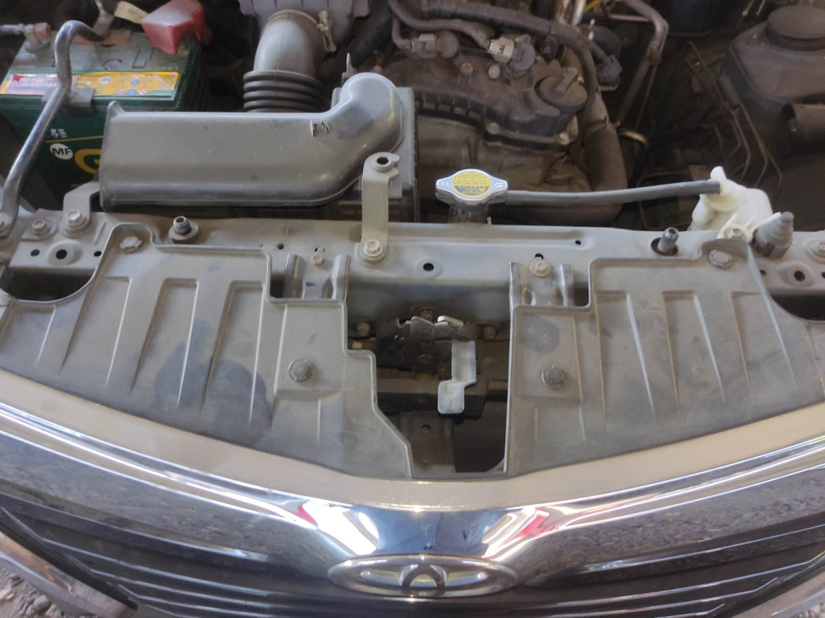 TOYOTA  AVANZA  1.3 G
