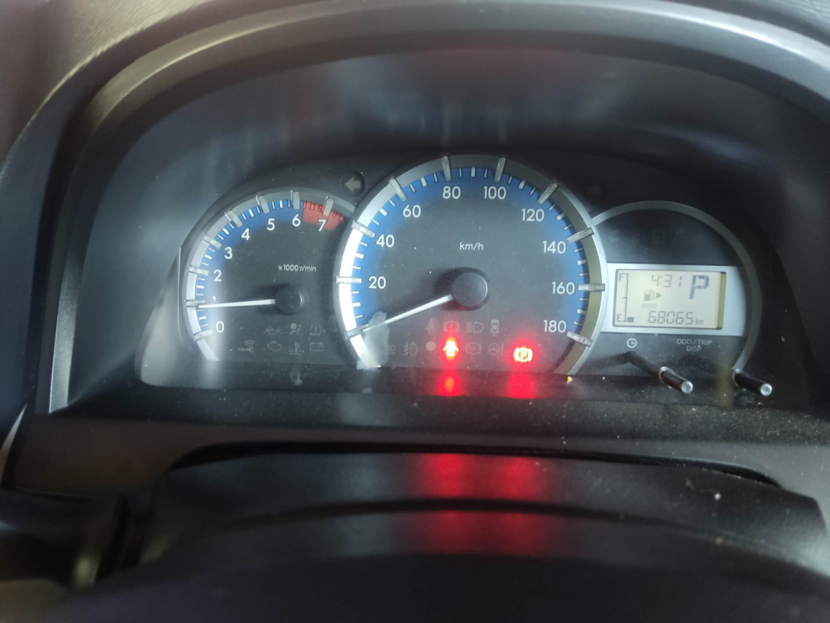 TOYOTA  AVANZA  1.3 G