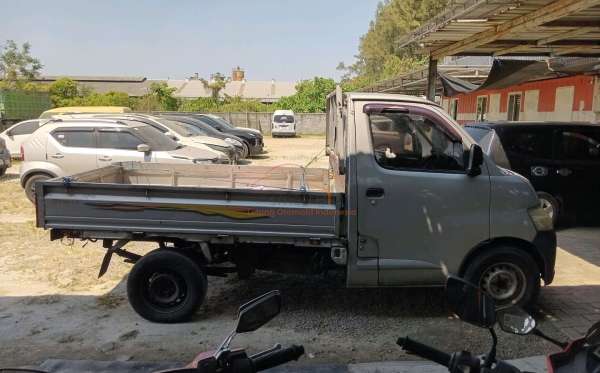 DAIHATSU GRAN MAX PICK-UP