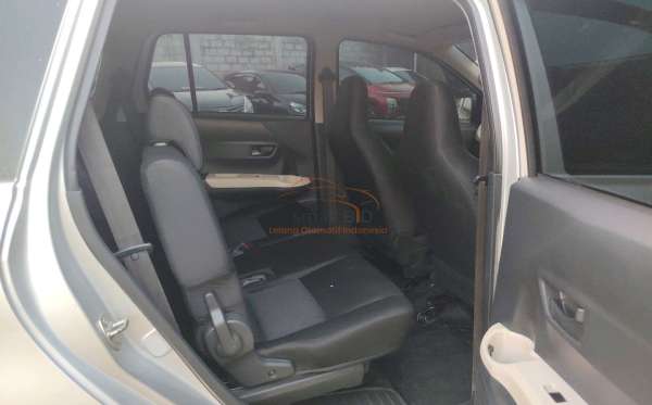 DAIHATSU SIGRA D