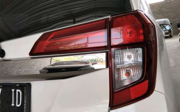 DAIHATSU SIGRA