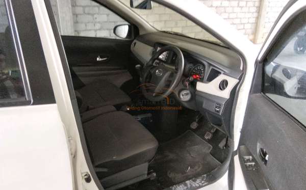 DAIHATSU SIGRA