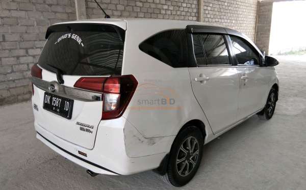 DAIHATSU SIGRA