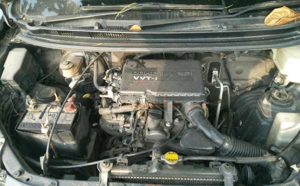 DAIHATSU XENIA