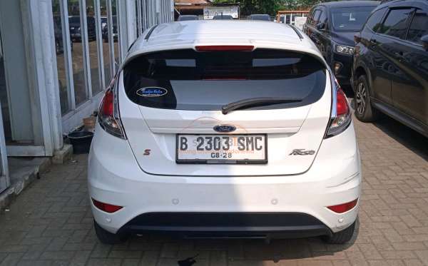 FORD FIESTA 1.5L