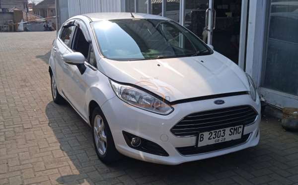FORD FIESTA 1.5L