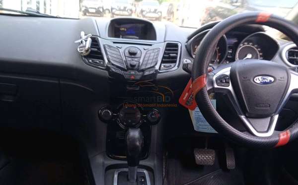FORD FIESTA 1.5L