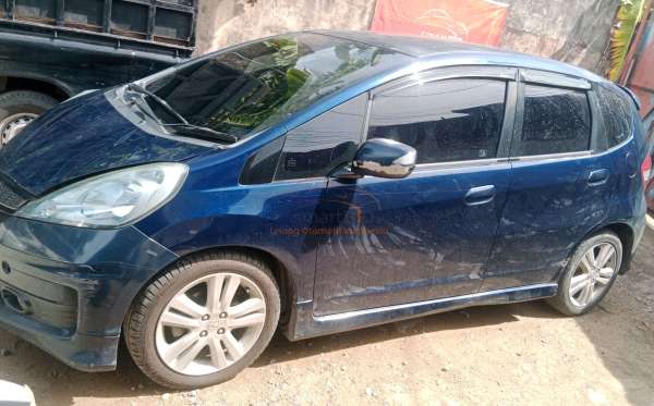 HONDA JAZZ GE8 1.5 E