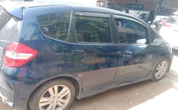 HONDA JAZZ GE8 1.5 E