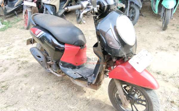 HONDA SCOOPY SPORTY