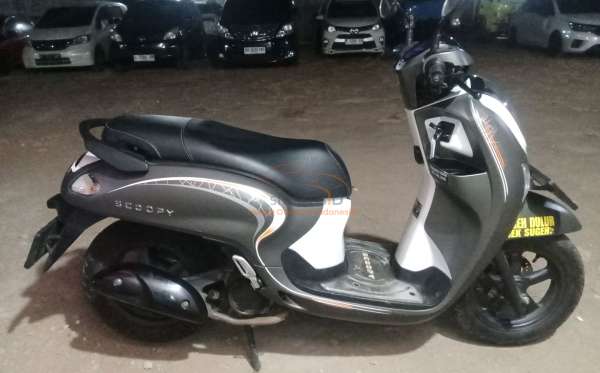 HONDA SCOOPY