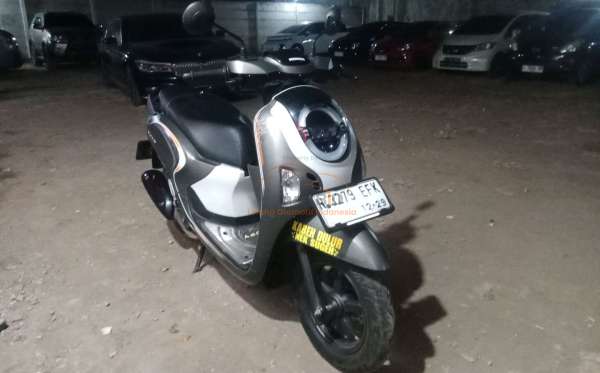 HONDA SCOOPY