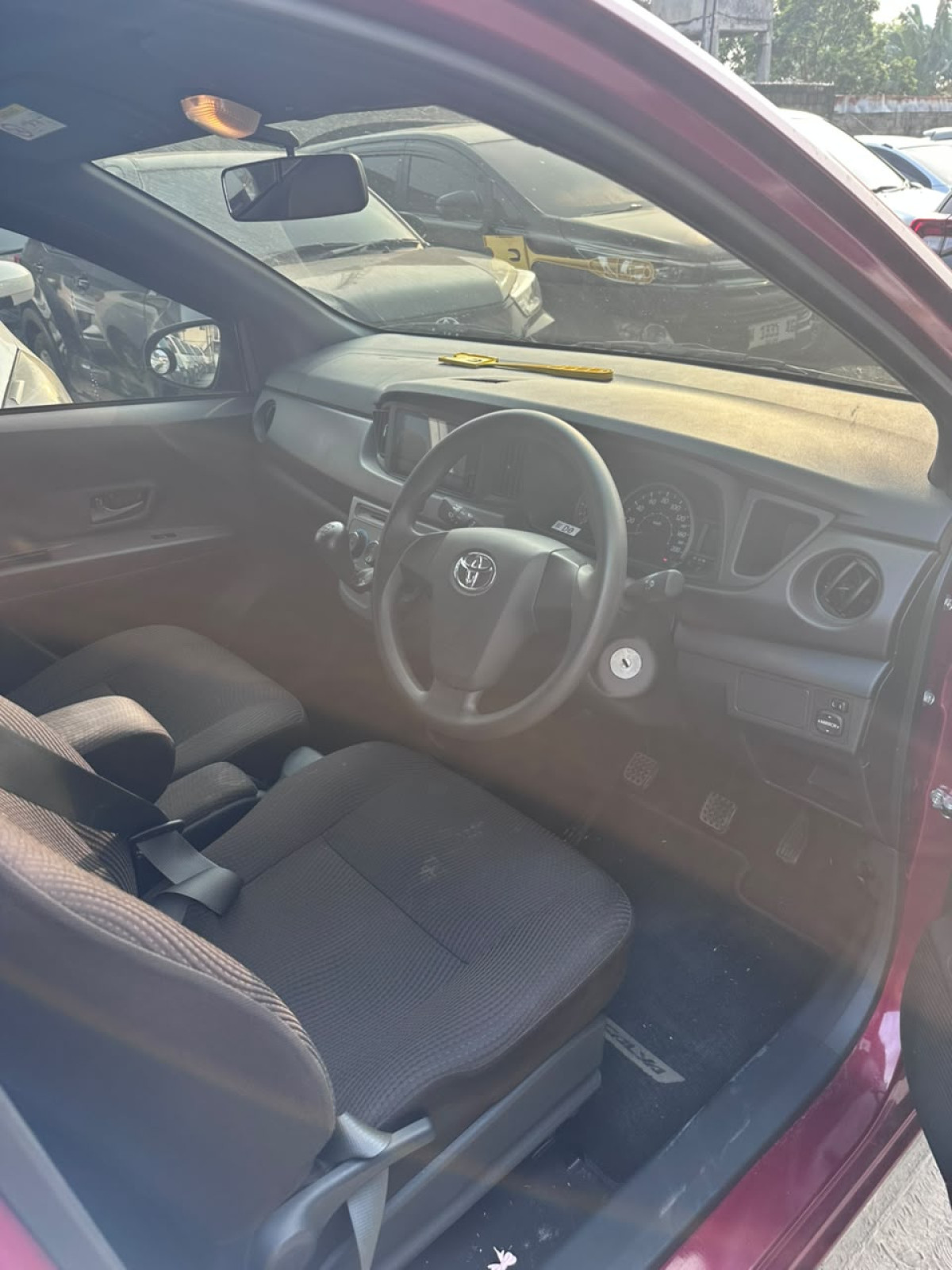TOYOTA  CALYA  1.2 E M/T