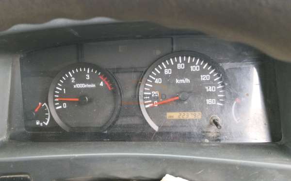 ISUZU NMR 71T HD 6.1
