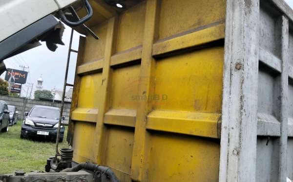 ISUZU NMR 71T HD 6.1