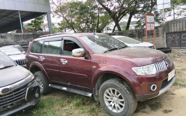 MITSUBISHI  PAJERO  SPORT