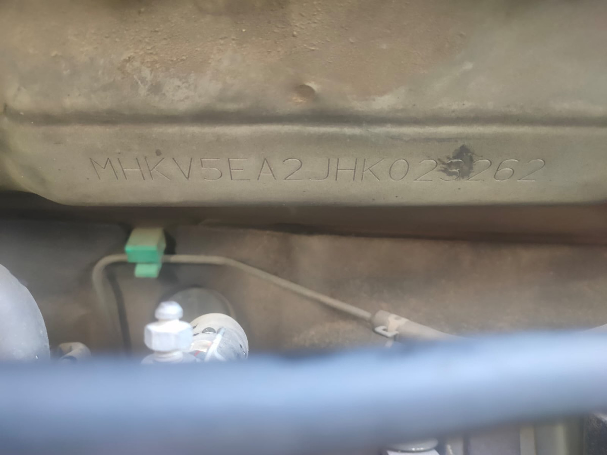 DAIHATSU  XENIA  R