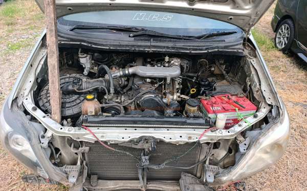 TOYOTA INNOVA