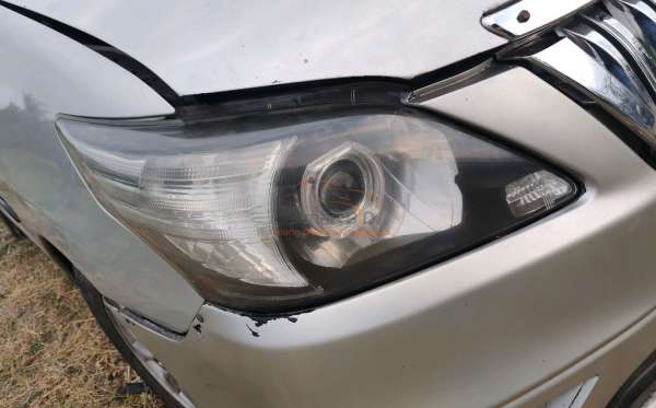 TOYOTA INNOVA