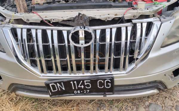 TOYOTA INNOVA