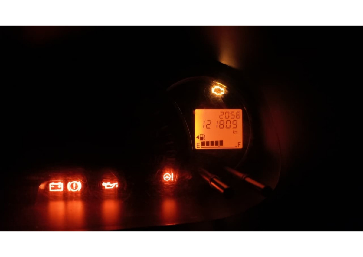 DAIHATSU  AYLA  X