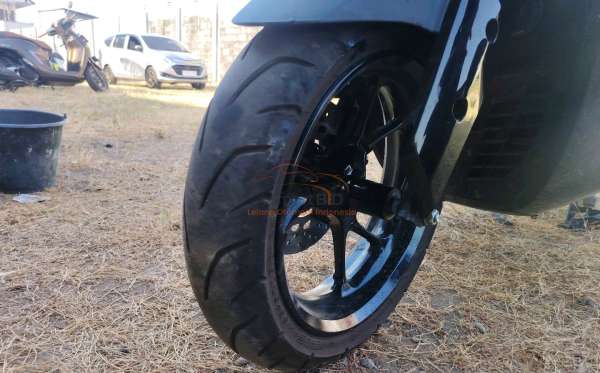 YAMAHA  NMAX