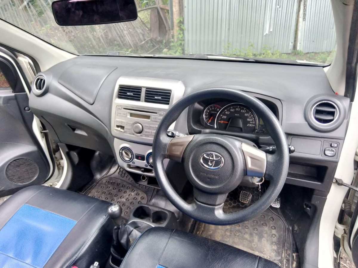 TOYOTA AGYA 1.0 G